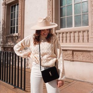 Balloon sleeve knit sweater